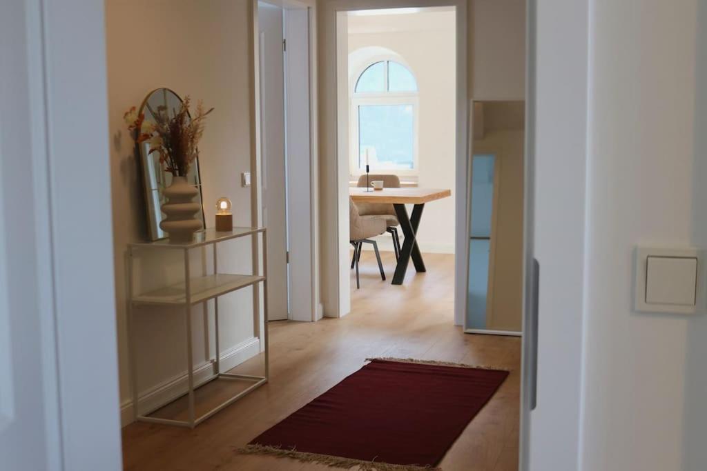 Helles Apartment Mit Balkon In Toplage! ทราเบิน-ทราร์บาค ภายนอก รูปภาพ